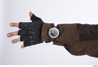 Photos Cody Miles Army Stalker gloves hand watch 0001.jpg